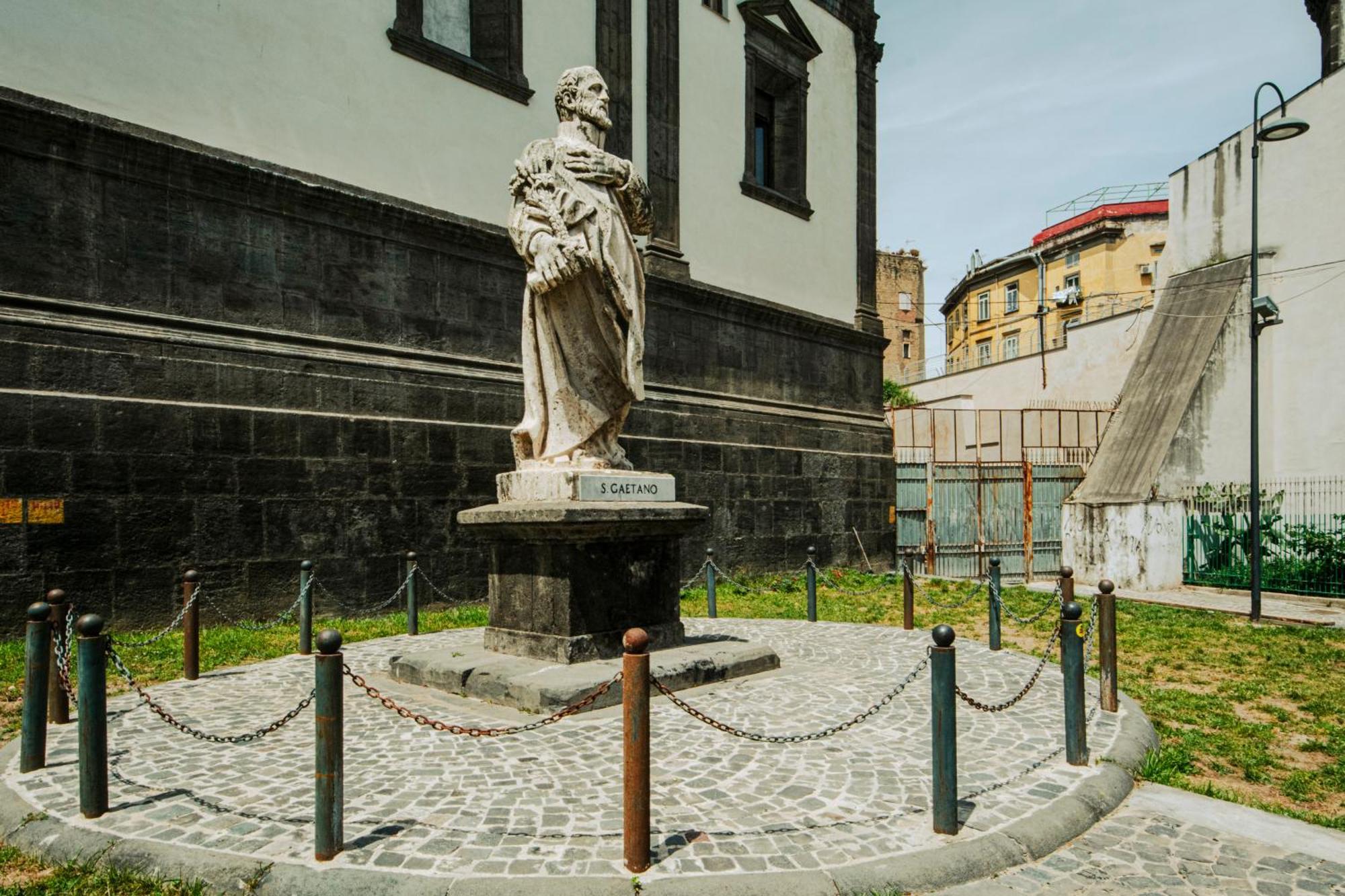 La Reggia Della Duchesca Hotel Nápoly Kültér fotó