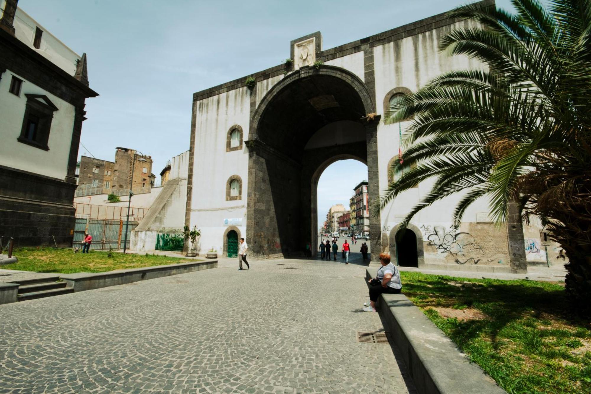 La Reggia Della Duchesca Hotel Nápoly Kültér fotó